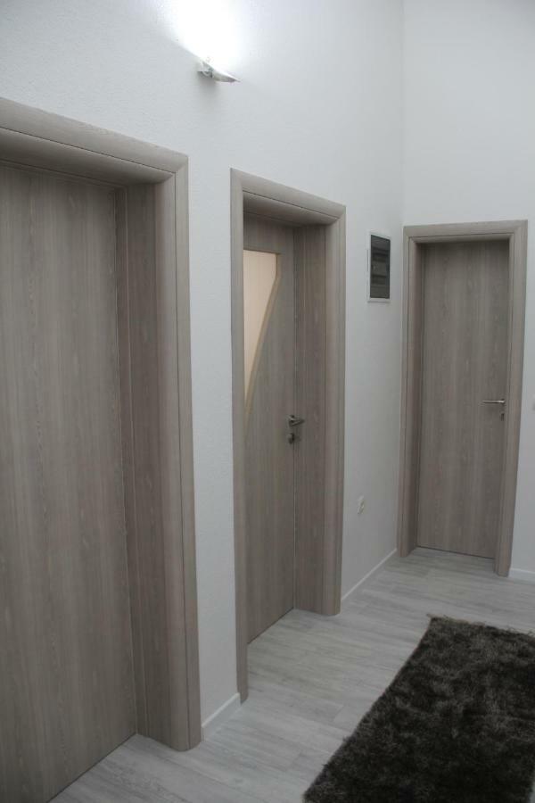 Holiday Home Flora Mostar Exterior photo